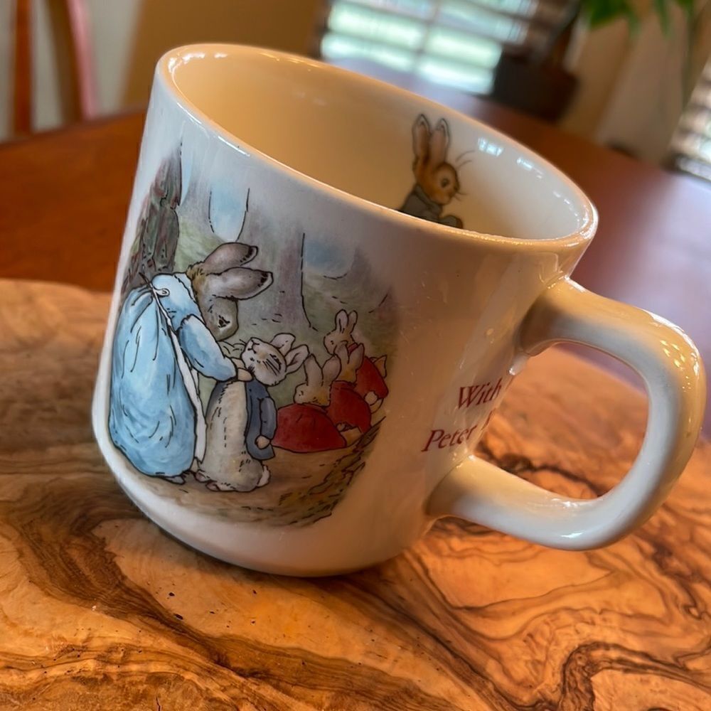 Wedgewood Peter Rabbit Cup to Welcome the New Baby Of Prince & Princess Of Wales